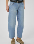 BARREL JEANS