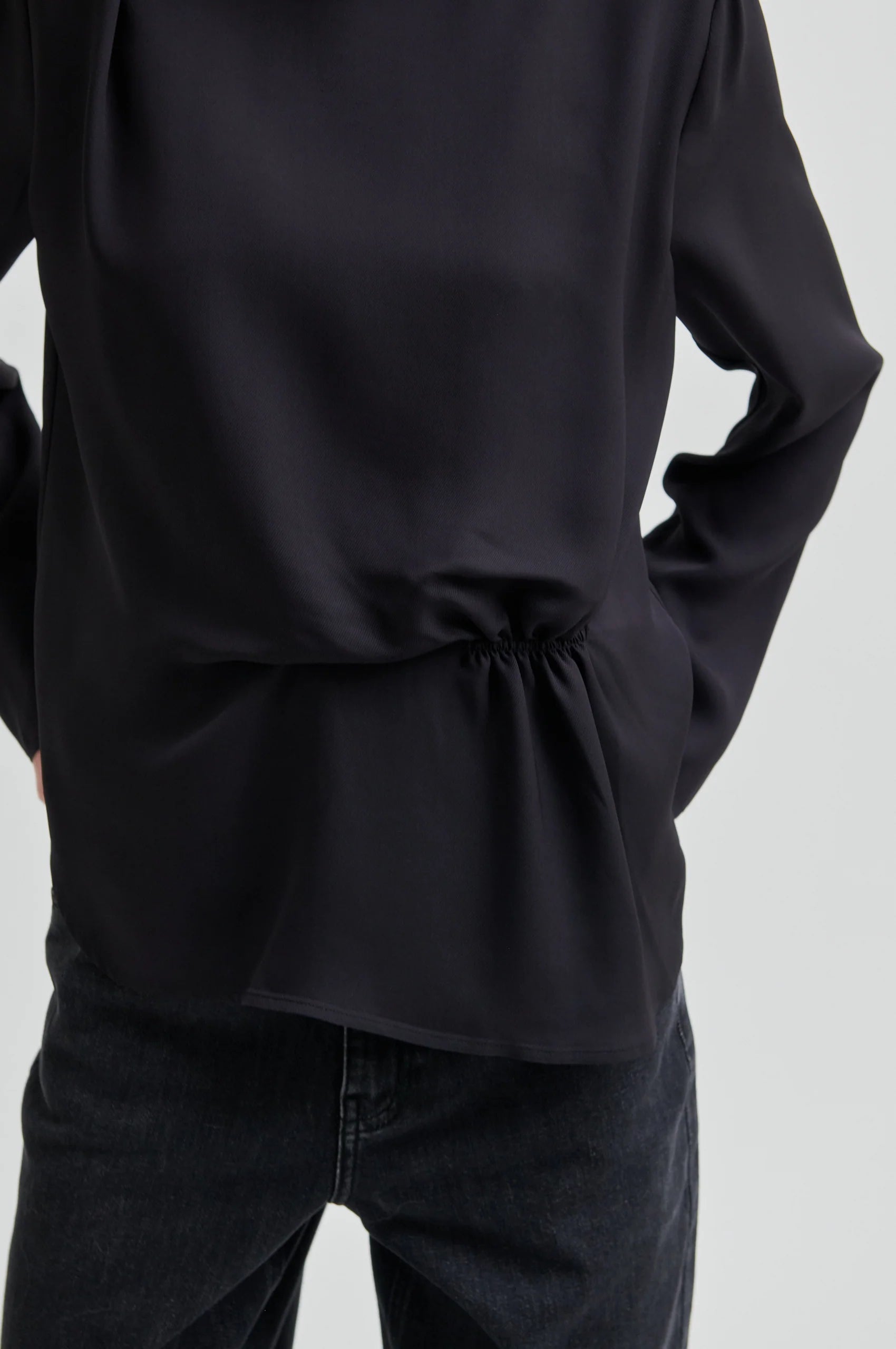 GLARA BLOUSE