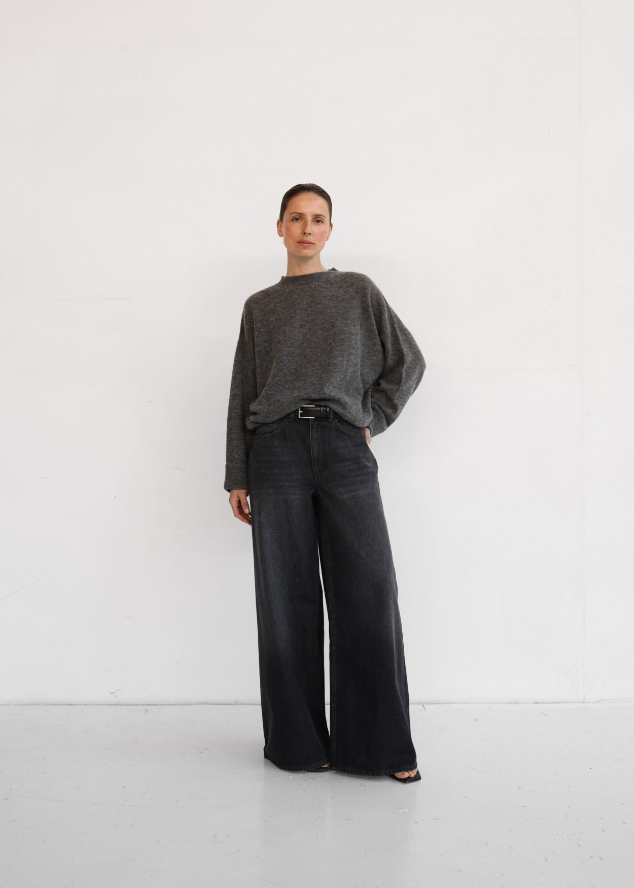 LORA JEANS