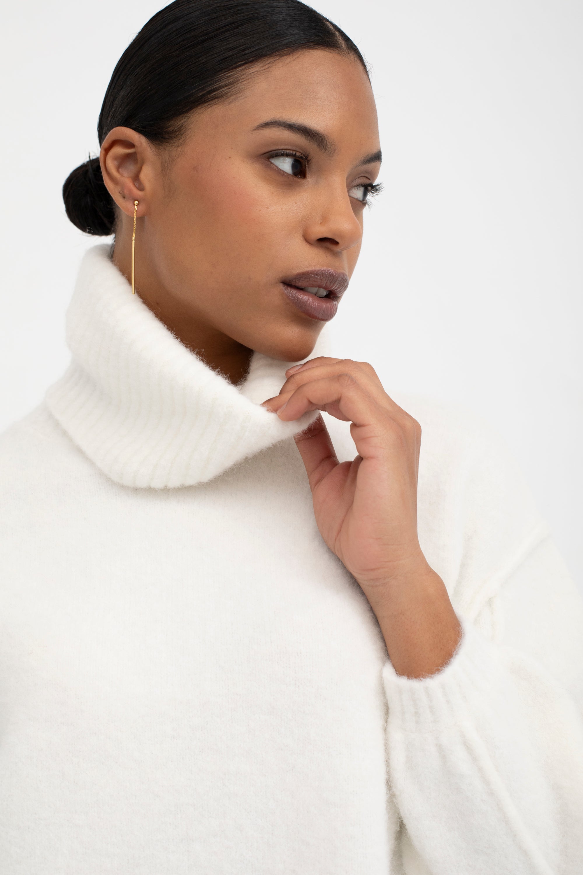PULL WHITE