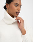 PULL WHITE
