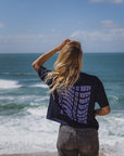 'IT COMES IN WAVES' T-SHIRT IN NIGHT BLUE