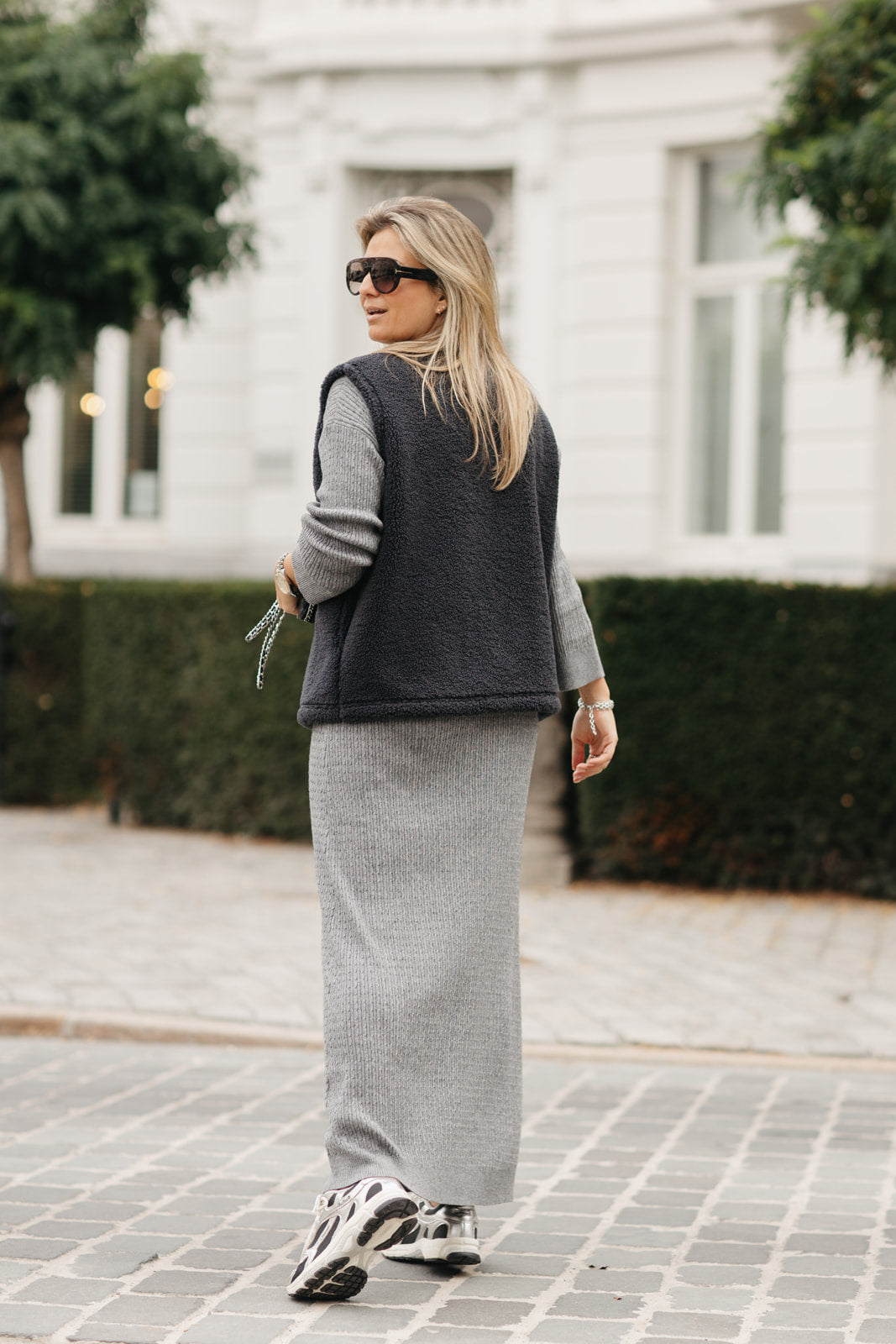 WIDE CABLE KNIT DRESS