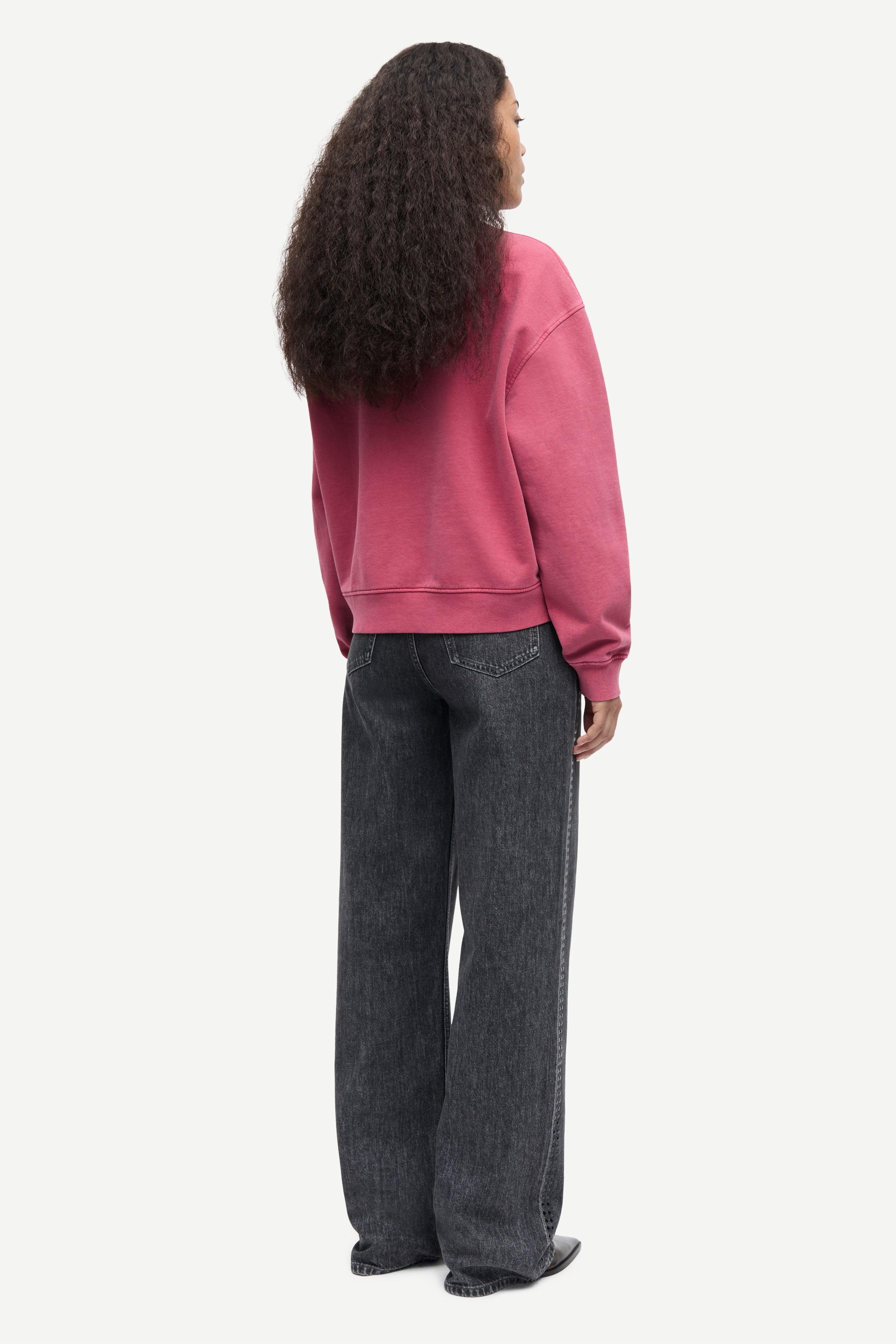 VAN SWEATER