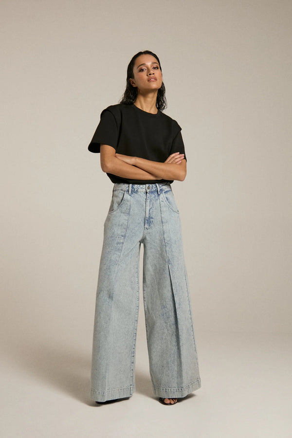 WIDE LEG JEANS