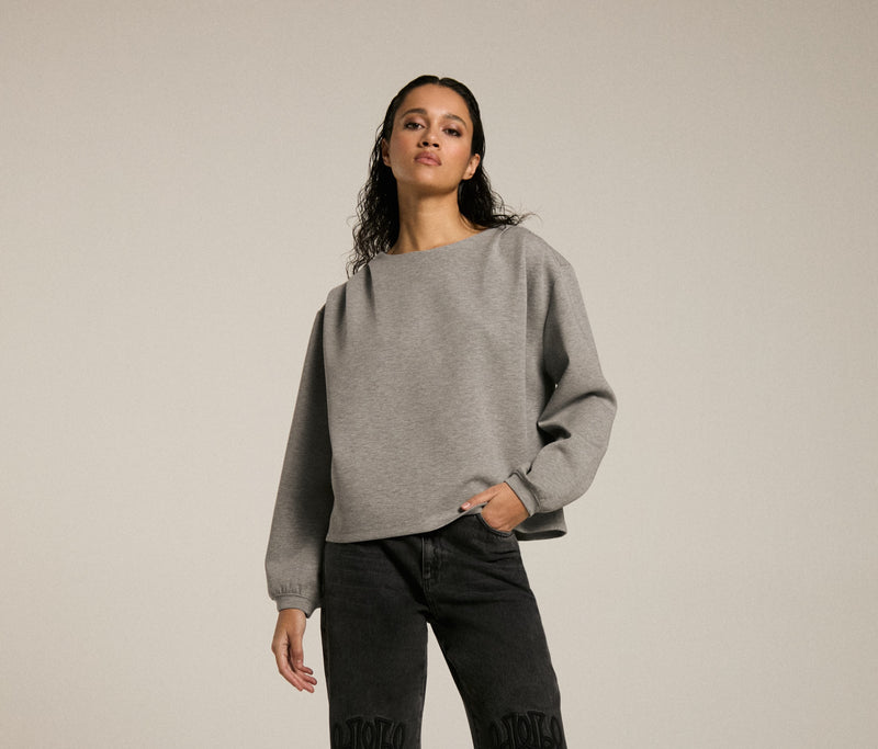 LONGSLEEVE SWEATER