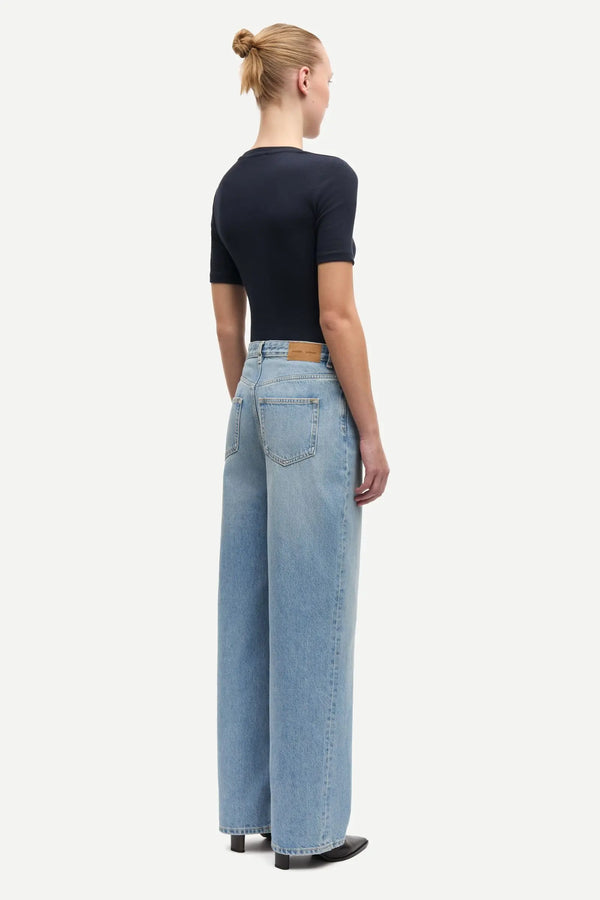 SHELLY JEANS