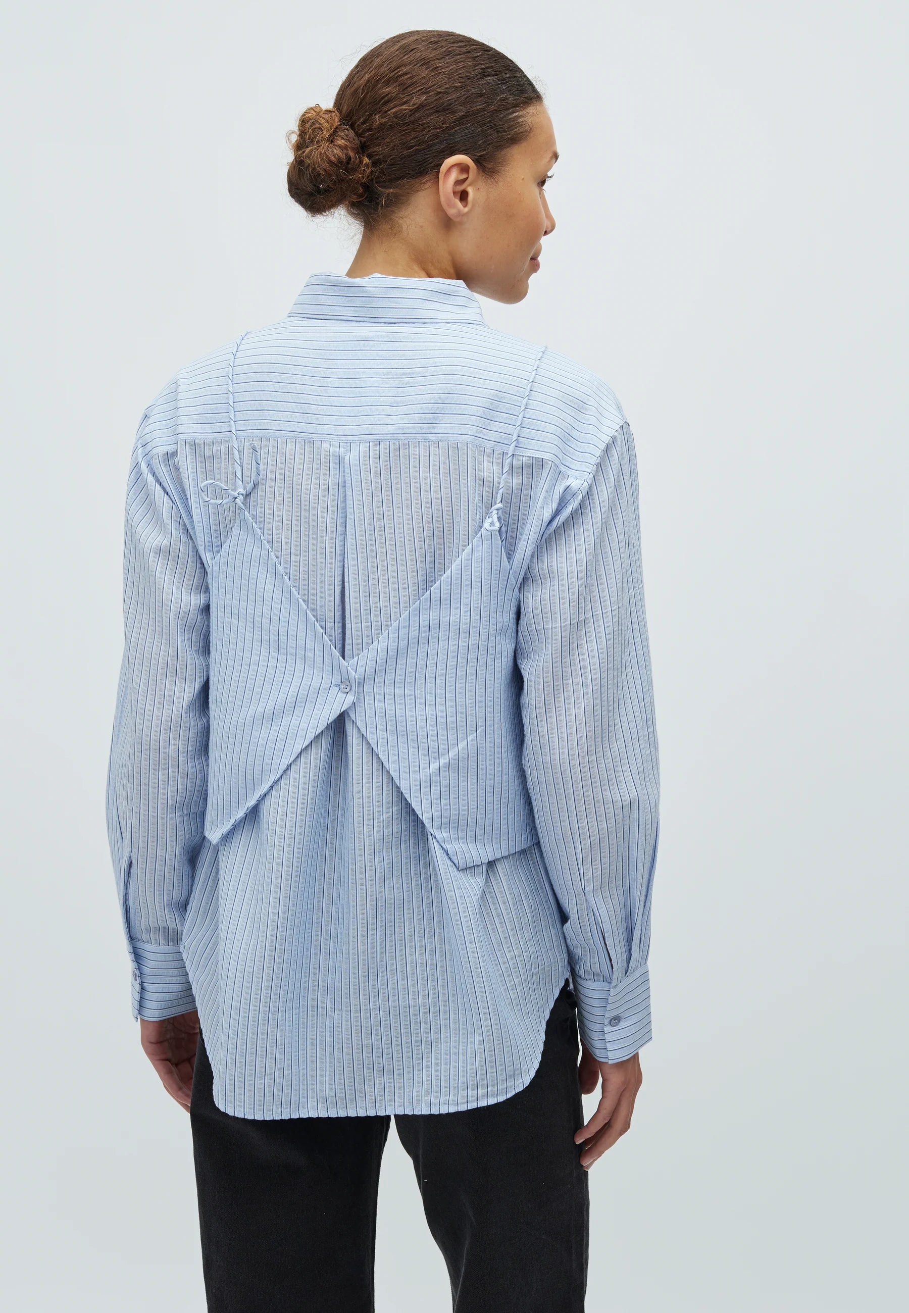 AULORA BLOUSE