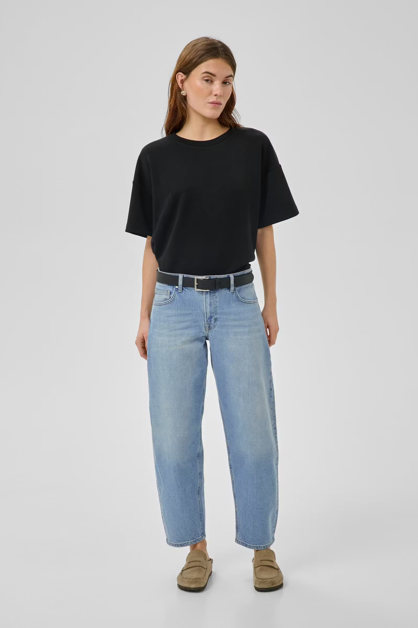 BARREL JEANS