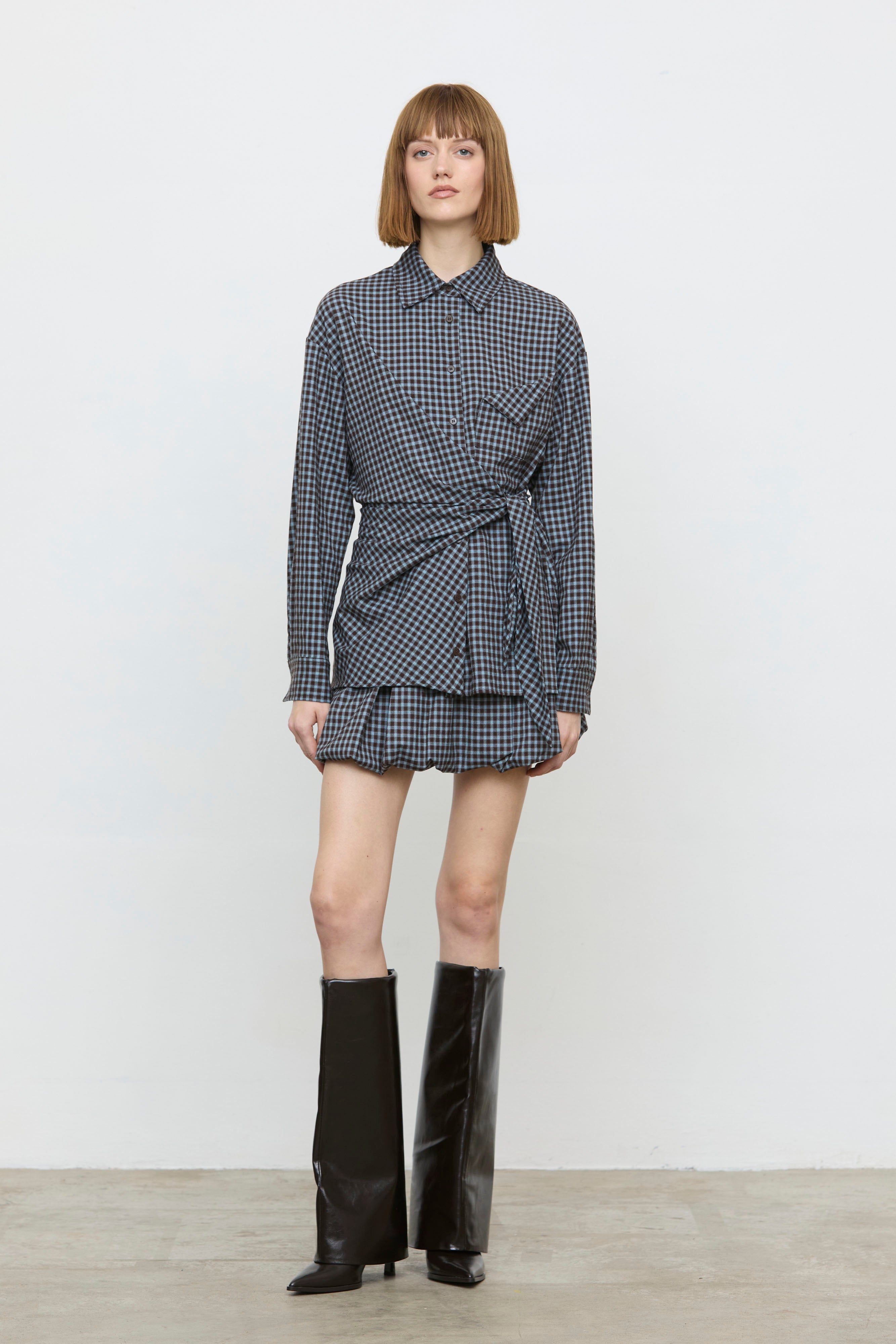 BLOUSE