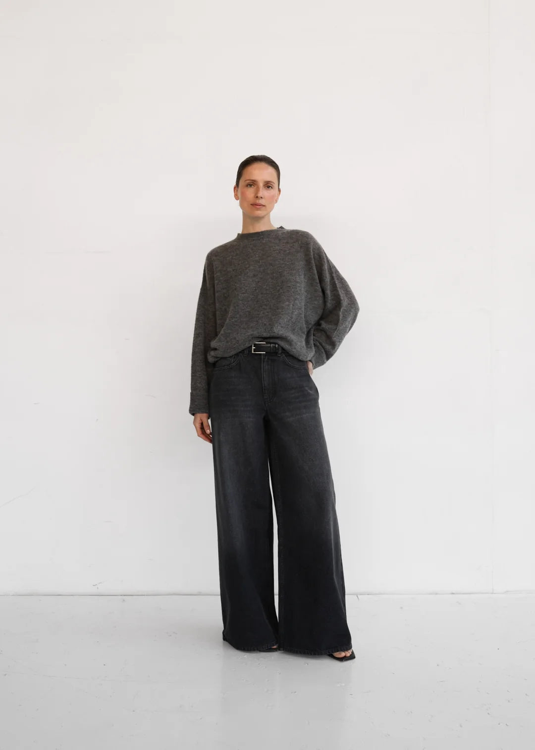 LORA JEANS