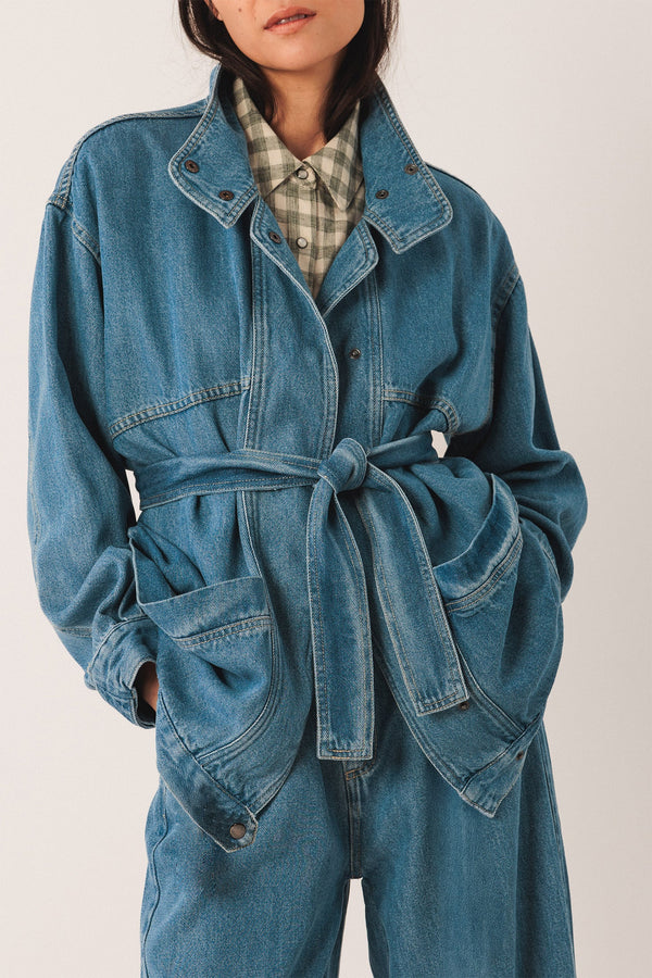 DENIM BELTED JACKET