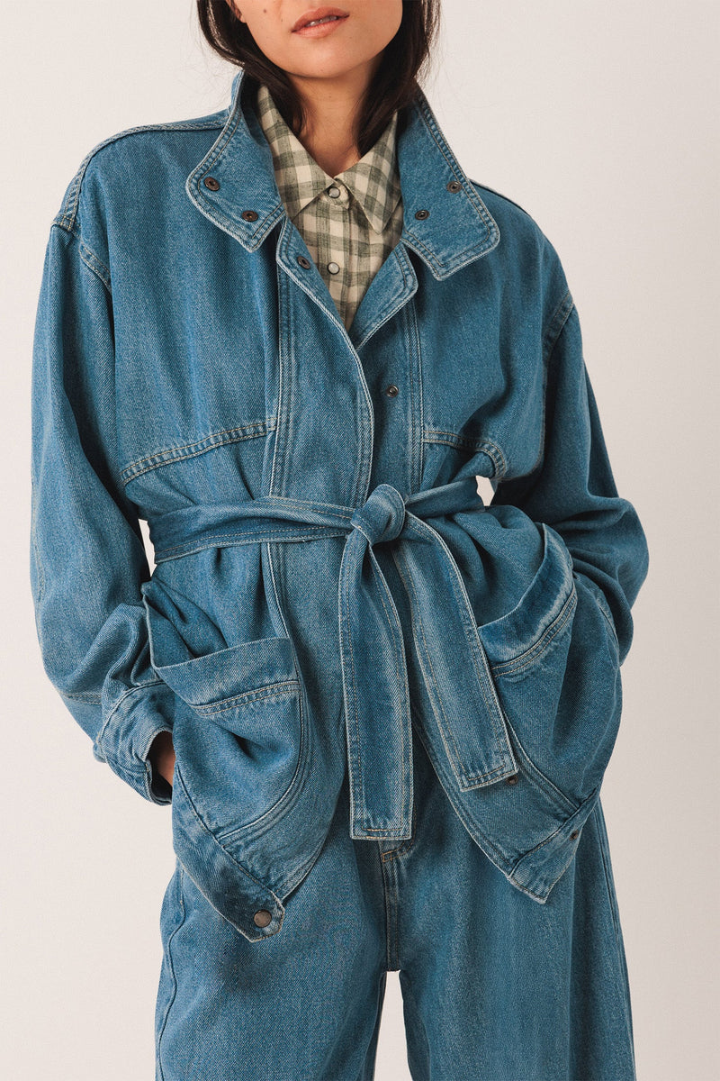 DENIM BELTED JACKET
