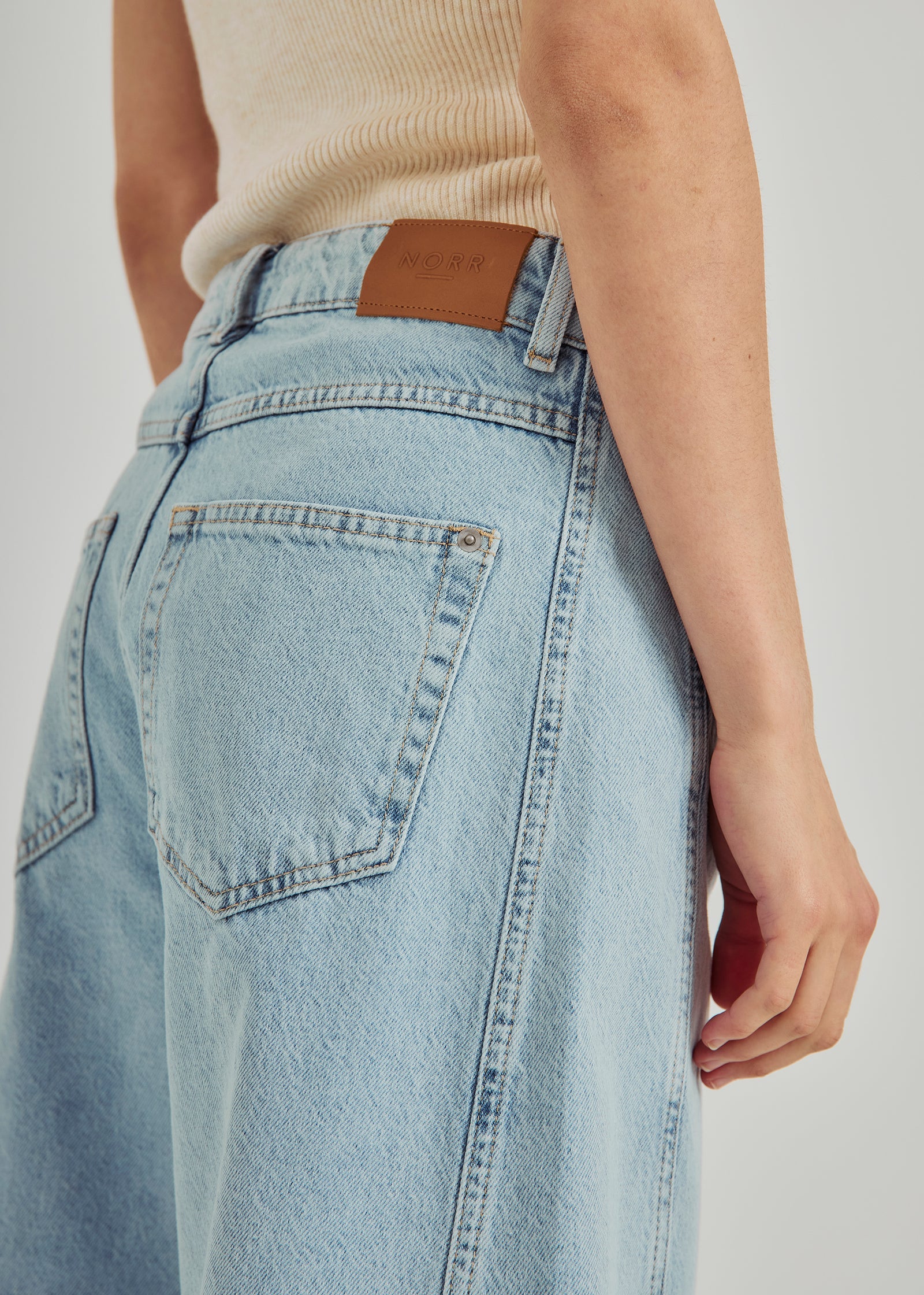 KENZIE BARREL JEANS