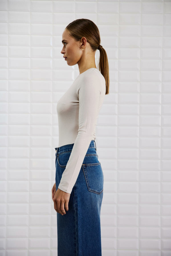 LOLA TEE